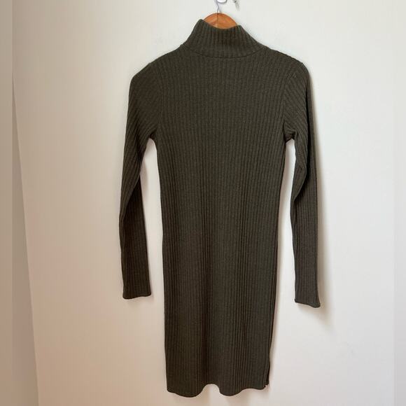 Aritzia Wilfred Green Turtleneck Sweater Dress Size M - Picture 3 of 5